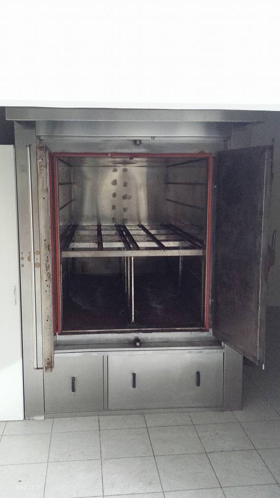 Cuptor profesional porchetta Dotat cu instalatie de gaz Dim.165x230x234 -tot sistemul pentru porchet
