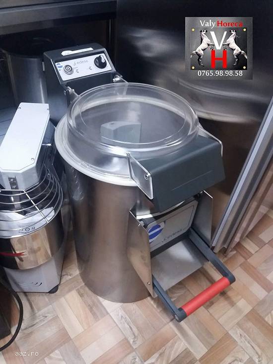 Aparat curatat cartofi Firma:Edesa Spania Capacitate:8 kg Alimentare:220V