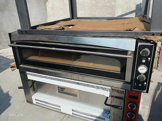 Cuptor pizza Italia Capacitate: 9 pizza 35cm Dim.137x123x40cm Alimentare: 380v