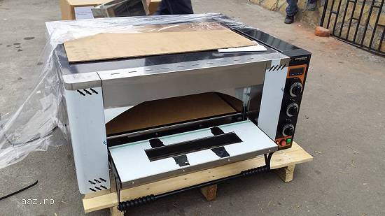 Cuptor pizza Prisma Food Made in Italia Alimentare: gaz Capacitate: 4 pizza 30cm Dim.100x85cm