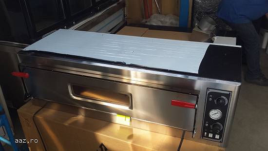 Cuptor pizza Prisma Food Capacitate: 3 pizza de 35cm Alimentare:380v Made in Italy Dim.interior:107�