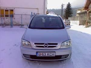 VAND/SCHIMB OPEL ZAFIRA ELEGANCE 2.0TDI 2005 IMPECABIL
