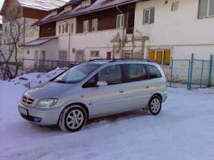 VAND/SCHIMB OPEL ZAFIRA ELEGANCE 2.0TDI 2005 IMPECABIL