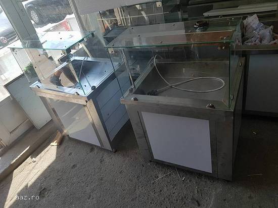 Vitrina calda 76x65x125cm Rezistenta 2500W Alimentare: 220v Garantie 12 luni