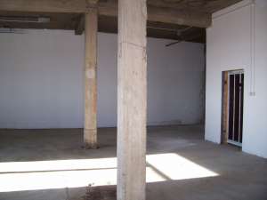Inchiriez hala Oradea