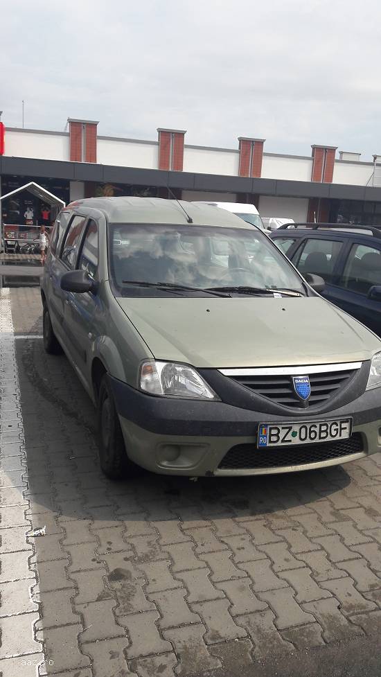 logan 2007 - 2950 euro