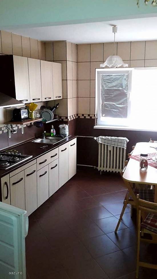Vand apartament 2 camere Piata Sudului