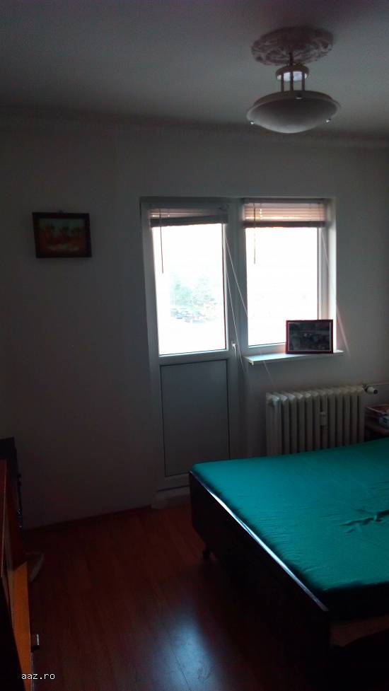 Vand apartament 2 camere Piata Sudului