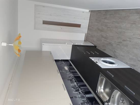 Apartament 3 camere,   decomandat,   70 mp,   Auchan Militari