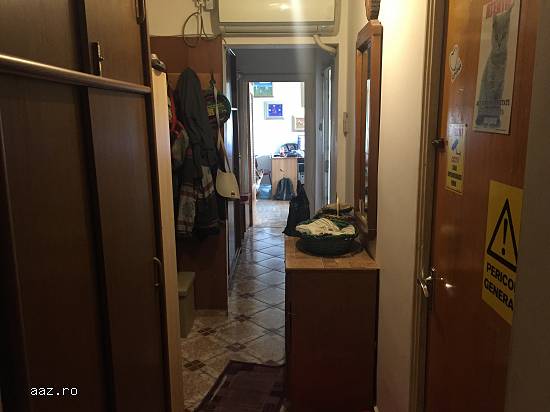 Vand apartament 4 camere Piata Sudului