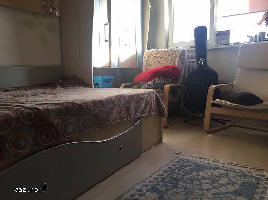 Vand apartament 4 camere Piata Sudului