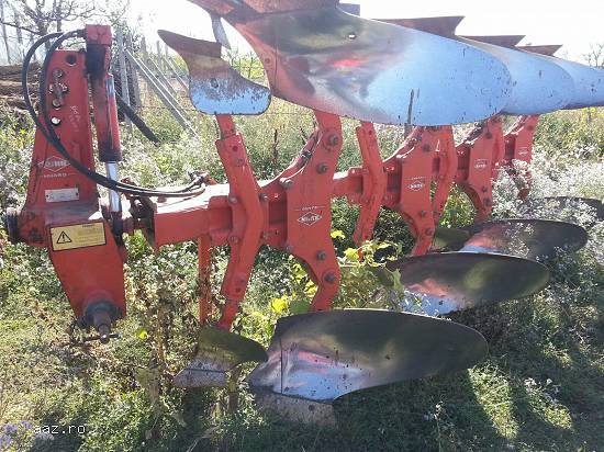 Plug marca Kuhn cu 3+1 trupite reversibile