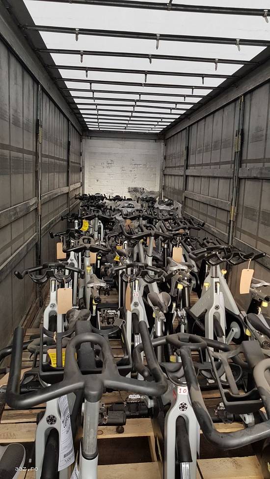 Vand biciclete spinning/indoor cycling Tehnogym