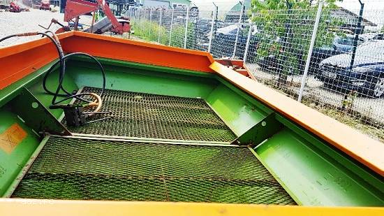 DISTRIBUITOR DE INGRASEMINTE AMAZONE 1500