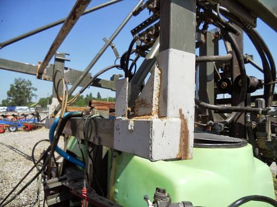 PULVERIZATOR 1000 LITRI
