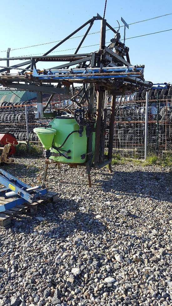 PULVERIZATOR 1000 LITRI