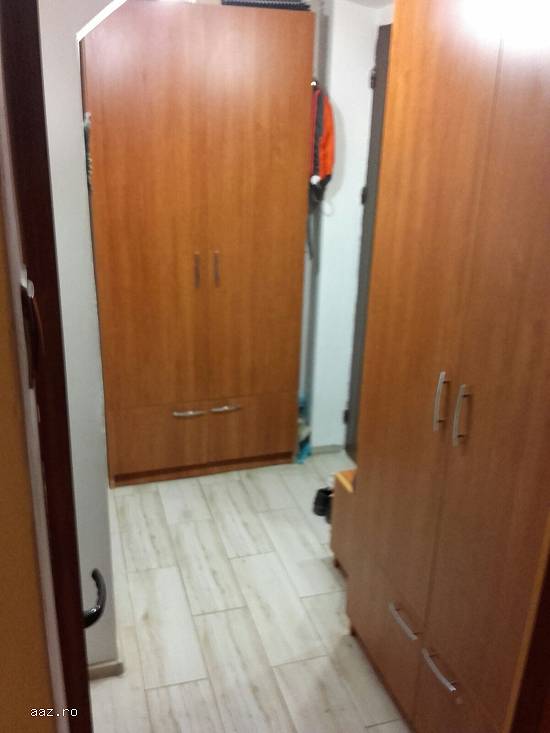 Vand apartament 2 camere renovat