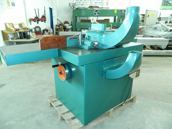 Masina de frezat PAOLONI T 2000