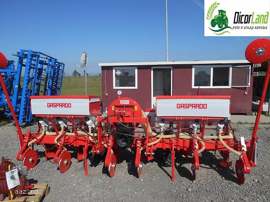 Semanatoare de prasitoare pe 6 randuri marca Gaspardo