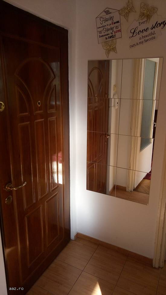 vand apartament cu doua camere in pajura