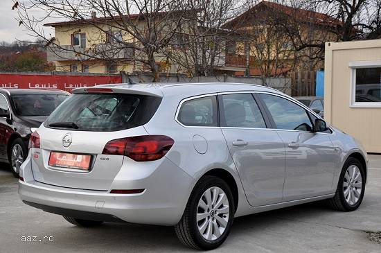 Opel Astra J
