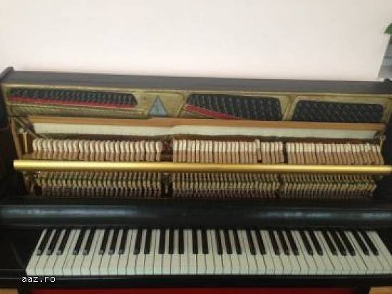 Pianina Doina cu mecanism Schwander