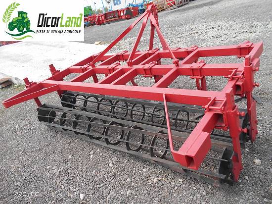 Combinator dezmiristitor cultivator ,   numar organe active 9