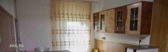 Vand Apartament 2 camere petrila