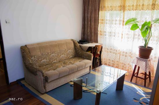 Vand Apartament 2 camere petrila