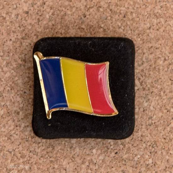 insigne drapel romania