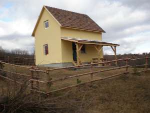 casa de vacanta de vanzare