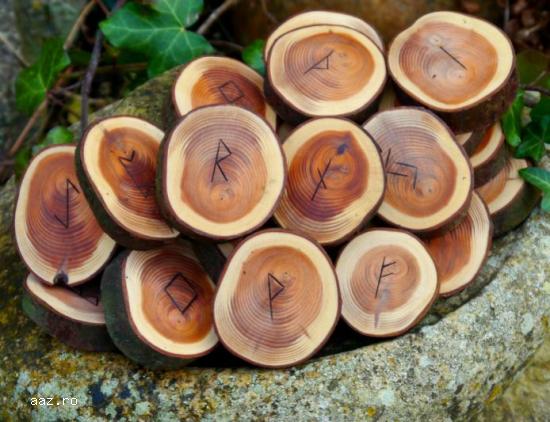 Placă Ouija Vocile spiritelor+cadou set rune