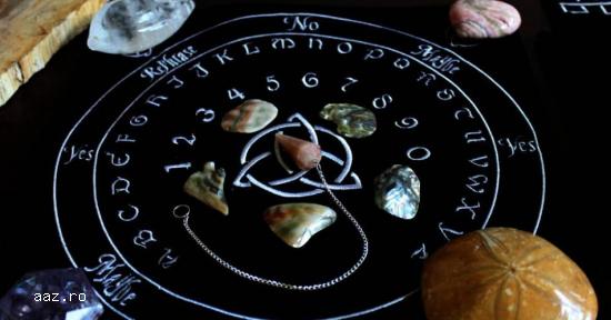 Pendul Magic-set carte -plansa divinatie+cadou un set de rune