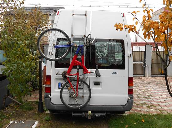 Vand masina de vacanta Ford Transit