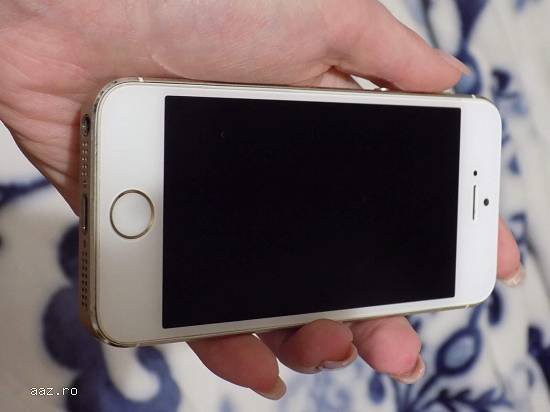 Iphone 5S gold