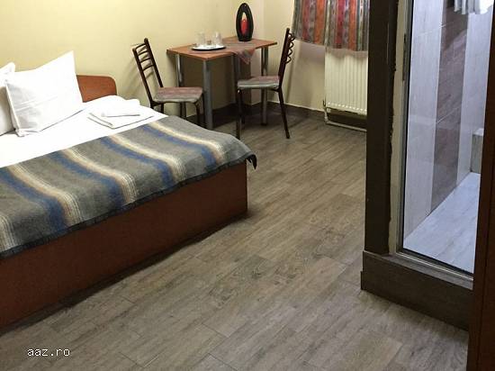 Inchiriem camere pentru muncitori