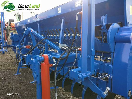 Semanatoare pentru plante paioase marca Mecanica Ceahlau