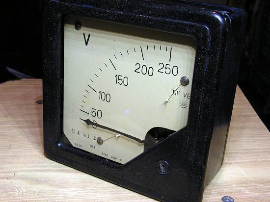Voltmetru Vintage UEM TiP VE4 1965