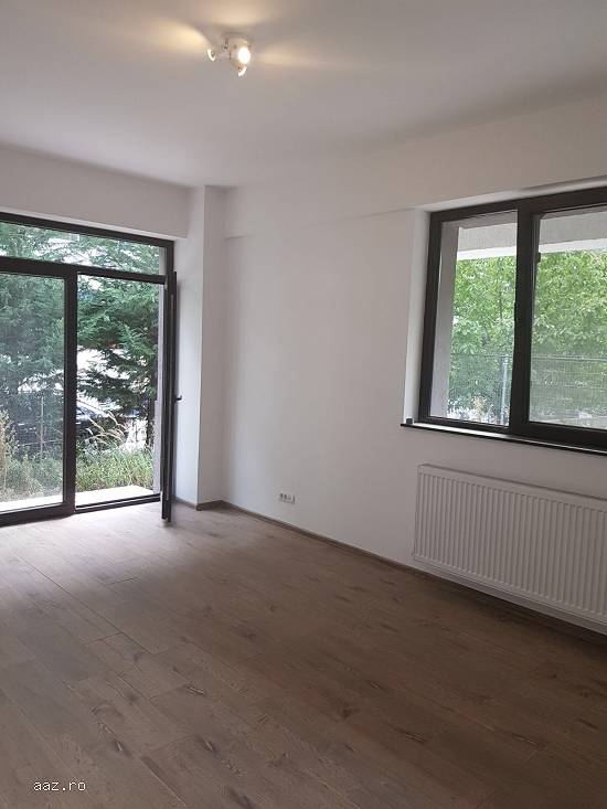 Apartament 2 camere,   decomandat,   Parter,   Militari Rosu