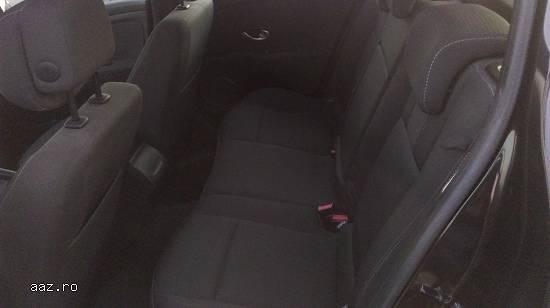 Renault Megane III,    an fabricație octombrie 2010,    motor 1.6 benzina,    110 c.p,   98000km