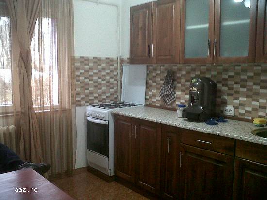 proprietar inchiriez garsoniera zona vest