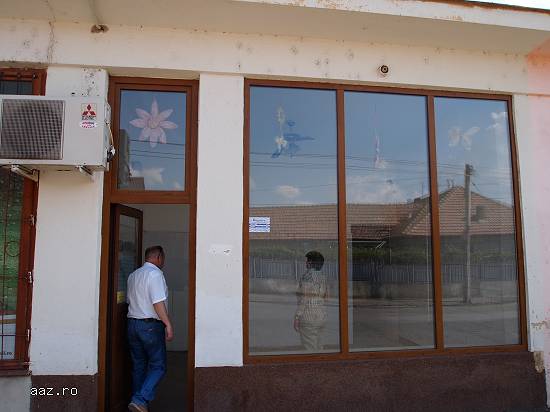 Vand spatii comerciale Medias,   str. Stejarului