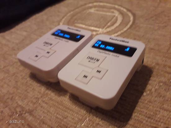 Mini APARAT radio cu DAB,   FM și RDS