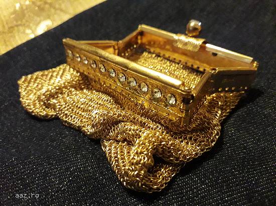 Portofel din zale cu pietre swarovski