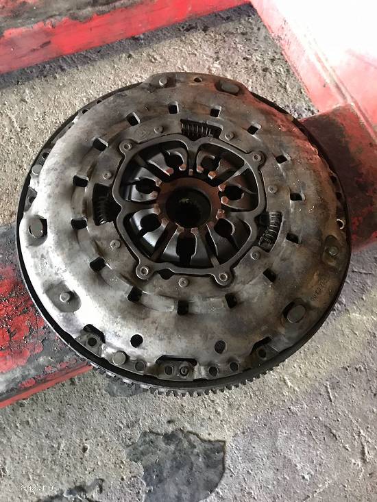 volanta Renault 1.9 dci cod motor F9Q 120 cp