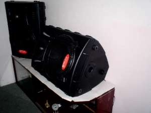 vand boxe,  amplificator plus un difuzor de 15