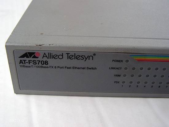 Switch Allied Telesyn AT-FS708 8 porturi 10-100Mb