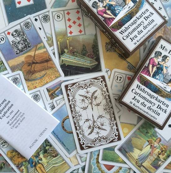 Carti tarot Piatnik lenormand+gratis cartea in limba romana