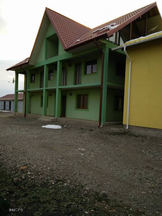 Vand casa+ teren +spatiu comercial
