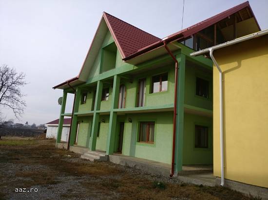 Vand casa+ teren +spatiu comercial